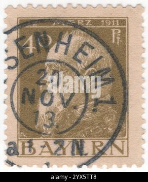 BAYERN — 10. März 1911: 40 Pfennig olivgrün auf Buff-Briefmarke mit Porträt des Fürsten Luitpold zum 90. Jahrestag. Luitpold Karl Joseph Wilhelm Ludwig, Prinzregent von Bayern (12. März 1821 – 12. Dezember 1912), war von 1886 bis 1912 de facto Herrscher über Bayern, als Regent für seine Neffen Ludwig II. Und König Otto. Seine Regentschaft entstand aufgrund der geistigen Unfähigkeit seiner Neffen Stockfoto