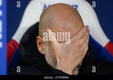 London, Großbritannien. Dezember 2024. Crystal Palace gegen Manchester City - Premier League - Selhurst Park. Manchester City Manager Pep Guardiola. Bildnachweis: Mark Pain / Alamy Live News Stockfoto