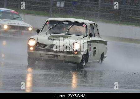 Peter Reynolds, Daniel Quintero, Ford Lotus Cortina Mk1, Adrian Flux Trophy für MRL Historic Touring Car Challenge, ursprünglich für 50 Minuten geplant Stockfoto