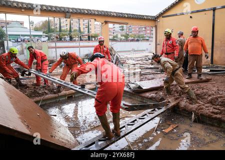 Die „Brigada de Rescate Topos Tlatelolco“ ist ein Rettungsteam, das sich aus Freiwilligen in Gebieten zusammensetzt, die von Naturkatastrophen betroffen sind. Erste-Hilfe-Unfälle Stockfoto