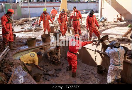 Die „Brigada de Rescate Topos Tlatelolco“ ist ein Rettungsteam, das sich aus Freiwilligen in Gebieten zusammensetzt, die von Naturkatastrophen betroffen sind. Erste-Hilfe-Unfälle Stockfoto