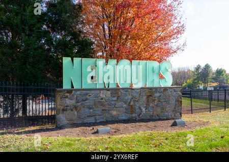 Das Nemours-Schild ist in Wilmington, Delaware, USA, zu sehen Stockfoto