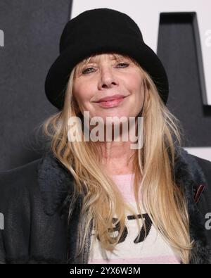 New York, New York, USA. Dezember 2024. Rosanna Arquette besucht eine Vorführung von „A Complete Unknown“ im SVA Theatre in New York. Quelle: Greg Allen/Alamy Live News. Stockfoto