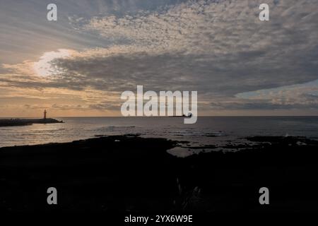 Sonnenaufgang entlang des Jeju Olle Trail, Sagye, Jeju Island, Südkorea Stockfoto