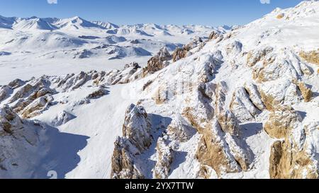 Winterlandschaft des Pamir-Plateaus, Jarty Gumbez, Provinz Gorno-Badakhshan, Tadschikistan, Zentralasien, Asien Stockfoto