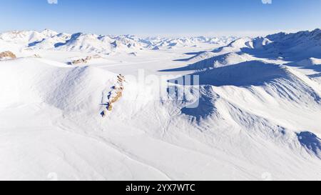 Winterlandschaft des Pamir-Plateaus, Jarty Gumbez, Provinz Gorno-Badakhshan, Tadschikistan, Zentralasien, Asien Stockfoto