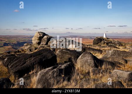 Blick vom Trig Point auf Blackstone Edge, Rochdale, England. Stockfoto