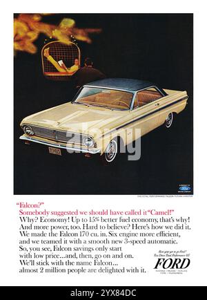 1964 Werbespot für den Ford Falcon Futura Yellow 65 mit schwarzem Hardtop Stockfoto