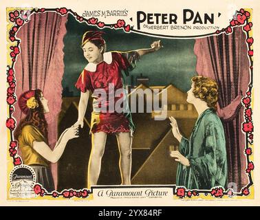 Adolph Zukor und Jesse L Lasky: James M Barrie's Peter Pan (Paramount, 1924). Foyer Card - Stummfilm Stockfoto