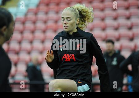 Leigh, England, 8. Dezember 2024 Headshot von Grace Fisk (4 Liverpool) während des warm Up. Manchester United gegen Liverpool, WSL, Leigh Sports Village, Leigh, England (Sean Walsh / SPP) Stockfoto