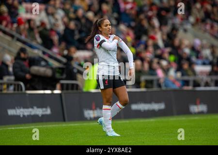 Leigh, Großbritannien. Dezember 2024. Einzelschuss von Taylor Hinds (12 Liverpool). Manchester United gegen Liverpool, WSL, Leigh Sports Village, Leigh, England (Sean Walsh/SPP) Credit: SPP Sport Press Photo. /Alamy Live News Stockfoto