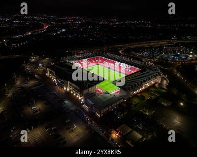 Eine Luftaufnahme des Bet365 Stadions, Heimstadion von Stoke City, After the Sky Bet Championship Match Stoke City gegen Cardiff City im Bet365 Stadium, Stoke-on-Trent, Großbritannien, 14. Dezember 2024 (Foto: Craig Thomas/News Images) Stockfoto