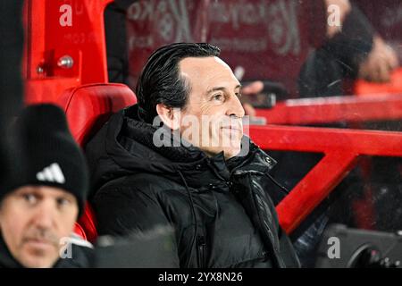 The City Ground, Nottingham, Großbritannien. Dezember 2024. Premier League Football, Nottingham Forest gegen Aston Villa; Aston Villa Head Coach Unai Emery Credit: Action Plus Sports/Alamy Live News Stockfoto