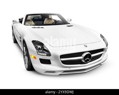 2012 isoliert Mercedes-Benz SLS AMG GT Roadster Sportwagen mit Beschneidungspfad auf weißem Hintergrund Stockfoto