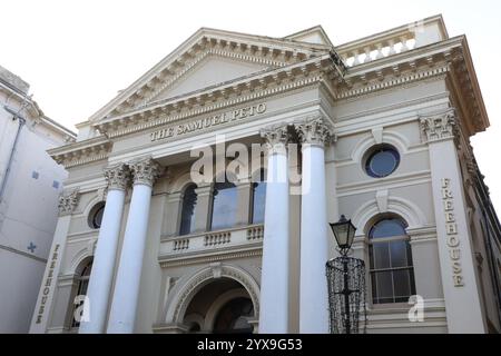 The Samuel Peto - JD Wetherspoon, 23 Rendezvous Street, Folkestone, Kent, England. Stockfoto