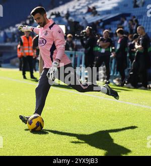 Sabadell, Barcelona, Spanien. Dezember 2024. Barcelona Spanien 14.12.2024 Fernando Pacheco ( Espanyol) kontrolliert den Ball während der La Liga EA Sports zwischen Espanyol und Osasuna im RCDE-Stadion am 14. Dezember 2024 in Barcelona. (Kreditbild: © Xavi Urgeles/ZUMA Press Wire) NUR REDAKTIONELLE VERWENDUNG! Nicht für kommerzielle ZWECKE! Stockfoto