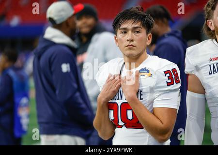 Atlanta, Georgia. Dezember 2024. Gerard Baeza von Jackson State spielte vor dem Cricket Celebration Bowl 2024 im Mercedes Benz Stadium in Atlanta, Georgia. Jackson State besiegt South Carolina State mit 28:7. Cecil Copeland/CSM/Alamy Live News Stockfoto