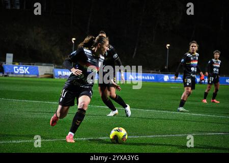 Zubieta, Gipuzkoa, Spanien - 14. Dezember 2024: María José Pérez dribbelte den Ball im Spiel Real Sociedad Women vs Costa Adeje Teneriffa Women, Teil der spanischen Liga F, in Zubieta Z1. Quelle: Rubén Gil/Alamy Live News. Stockfoto
