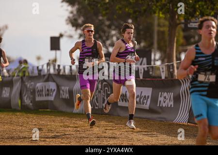 San Diego, Usa. Dezember 2024. Conor Lott belegt den 30. Platz im Jungen-Rennen in 16:18,4, während der Foot locker Cross Country Championships in Morley Field, Samstag, den 14. Dezember 2024, in San Diego. Calif. (Thomas Fernandez/Image of Sport) Credit: Kirby Lee/Alamy Live News Stockfoto