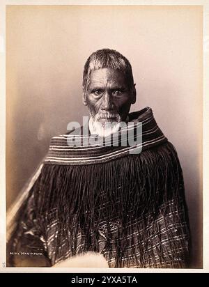 Porträt des älteren Maori-Häuptlings Rewi Maniapoto aus einer Publikation aus dem Jahr 1942 mit der Sammlung Victor Millard. Fotografiert von William Henry Thomas Partington um 1900, wahrscheinlich in Wanganui. Stockfoto