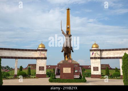 GROSNY, RUSSLAND - 14. JUNI 2023: Akhmat Kadyrow Memorial Architectural Complex of Glory. Furchterregend. Republik Tschetschenien Stockfoto