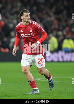 Nottingham, Großbritannien. Dezember 2024. NOTTINGHAM, ENGLAND, 14. DEZEMBER: Jota Silva aus Nottingham Forest während des Premier League-Spiels zwischen Nottingham Forest und Aston Villa Town am 30. November 2024 in Nottingham, England. (Paul Bonser/SPP) Credit: SPP Sport Press Photo. /Alamy Live News Stockfoto