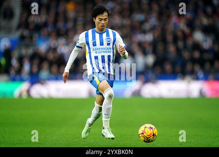 Brighton und Hove Albions Kaoru Mitoma in Aktion während des Premier League Spiels im American Express Stadium, Brighton und Hove. Bilddatum: Sonntag, 15. Dezember 2024. Stockfoto