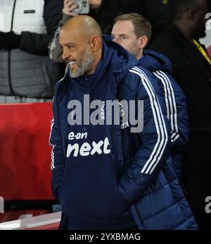 Nottingham, Großbritannien. Dezember 2024. NOTTINGHAM, ENGLAND, 14. DEZEMBER: Nottingham Forest Head Coach Nuno Espirito Santo, bevor er am 30. November 2024 während des Premier League-Spiels zwischen Nottingham Forest und Aston Villa Town auf dem City Ground in Nottingham, England, startete. (Paul Bonser/SPP) Credit: SPP Sport Press Photo. /Alamy Live News Stockfoto