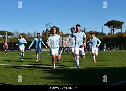 Rom, Italien. Dezember 2024. Lazio U20 gegen Bologna U20 15. Tag der italienischen Fußballmeisterschaft Primavera 1 im Mirko Fersini Stadion am 15. Dezember 2024 in Formello - Rom, Italien Credit: Roberto Bettacchi Photography/Alamy Live News Stockfoto