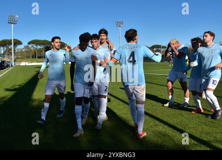 Rom, Italien. Dezember 2024. Lazio U20 gegen Bologna U20 15. Tag der italienischen Fußballmeisterschaft Primavera 1 im Mirko Fersini Stadion am 15. Dezember 2024 in Formello - Rom, Italien Credit: Roberto Bettacchi Photography/Alamy Live News Stockfoto