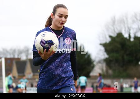 London, Großbritannien. Dezember 2024. Lily Price (21 Dulwich Hamlet) während des FA Womens National League Division One South East Spiels zwischen Dulwich Hamlet und London Seaward im Champion Hill Stadium. Quelle: Liam Asman/Alamy Live News Stockfoto