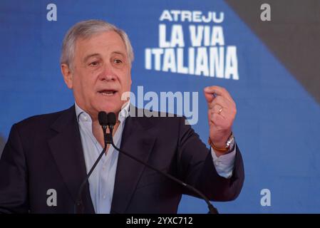 Rom, Italien. Dezember 2024. Der Außenminister und stellvertretende Premierminister Antonio Tajani nimmt an der Fratelli d'Italia-Tagung "Atreju" in Rom Teil. Quelle: SOPA Images Limited/Alamy Live News Stockfoto