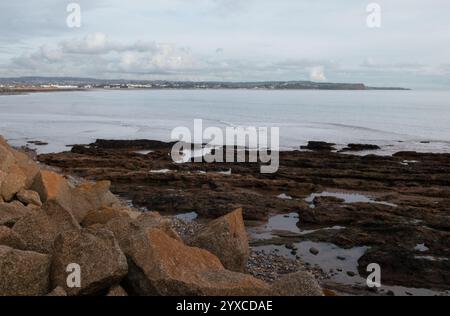 Blick rüber nach Exmouth von Dawlish Warren, Devon, England Stockfoto