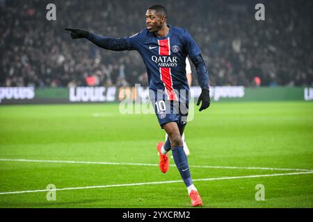 Paris, Frankreich, Frankreich. Dezember 2024. Ousmane DEMBELE von PSG feiert sein Tor beim Spiel der Ligue 1 zwischen Paris Saint-Germain (PSG) und Olympique Lyonnais (OL) im Parc des Princes Stadium am 15. Dezember 2024 in Paris. (Kreditbild: © Matthieu Mirville/ZUMA Press Wire) NUR REDAKTIONELLE VERWENDUNG! Nicht für kommerzielle ZWECKE! Stockfoto