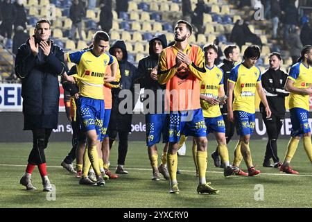 Sint Truiden, Belgien. Dezember 2024. Olivier Dumont von STVV wurde nach einem Fußballspiel zwischen Sint-Truiden VV und RSC Anderlecht am Sonntag, den 15. Dezember 2024, in Sint-Truiden, am 18. Tag der Saison 2024-2025 der ersten Liga der „Jupiler Pro League“ der belgischen Meisterschaft, dargestellt. BELGA PHOTO MAARTEN STRAETEMANS Credit: Belga News Agency/Alamy Live News Stockfoto