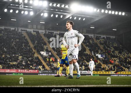 Sint Truiden, Belgien. Dezember 2024. Yari Verschaeren von Anderlecht wurde während eines Fußballspiels zwischen Sint-Truiden VV und RSC Anderlecht am Sonntag, den 15. Dezember 2024, in Sint-Truiden, am 18. Tag der Saison 2024-2025 der ersten Liga der belgischen Meisterschaft gezeigt. BELGA PHOTO MAARTEN STRAETEMANS Credit: Belga News Agency/Alamy Live News Stockfoto