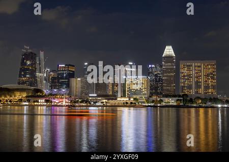 Skyline des Stadtzentrums, Marina Bay Waterfront, Singapur, Singapur, Asien Stockfoto