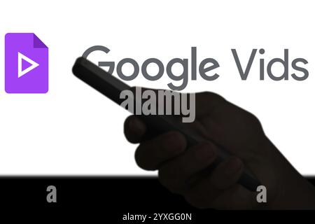 Google Vids Logo auf Smartphon ist eine Online-Video-App, die Teil der Google Workspace Suite ist. Stockfoto