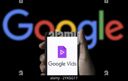 Google Vids Logo auf Smartphon ist eine Online-Video-App, die Teil der Google Workspace Suite ist. Stockfoto