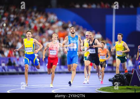 Federico Riva nahm an der 1500-Meter-Strecke der Olympischen Spiele 2024 in Paris Teil. Stockfoto