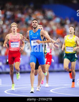 Federico Riva nahm an der 1500-Meter-Strecke der Olympischen Spiele 2024 in Paris Teil. Stockfoto