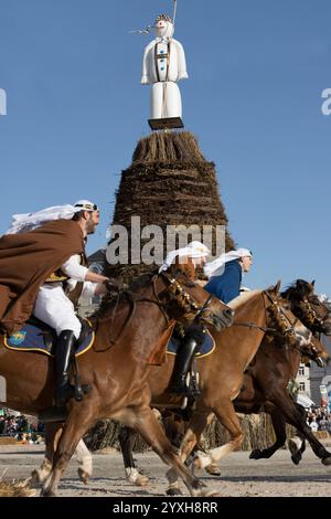 Sechselautenfestival Zürich Pferdepfanne Schweiz Schweizereuropäisch Stockfoto