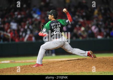 MAZATLAN, MEXIKO - FEBRUAR 05: Fernando Salas Pitcher für Los Tomateros de Culiacan, während eines Spiels zwischen Puerto Rico und Mexiko als Teil der Serie del Caribe 2021 im Teodoro Mariscal Stadium am 5. Februar 2021 in Mazatlan, Mexiko. (Foto von Norte Photo/) Stockfoto