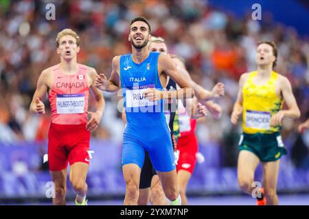 Federico Riva nahm an der 1500-Meter-Strecke der Olympischen Spiele 2024 in Paris Teil. Stockfoto