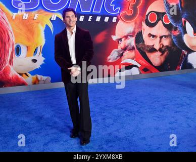 Los Angeles, Usa. Dezember 2024. James Marsden, Mitglied der Besetzung, nimmt am Montag, den 16. Dezember im TCL Chinese Theatre in der Hollywood-Sektion von Los Angeles an der Premiere des Sci-fi-Films „Sonic the Hedgehog 3“ Teil. 2024. Geschichte: Sonic, Knuckles und Tails treffen sich gegen einen mächtigen neuen Gegner, Shadow, ein mysteriöser Bösewicht mit Kräften, die sie bisher nicht erlebt haben. Mit übertroffenen Fähigkeiten muss Team Sonic eine unwahrscheinliche Allianz suchen. Foto: Jim Ruymen/UPI Credit: UPI/Alamy Live News Stockfoto