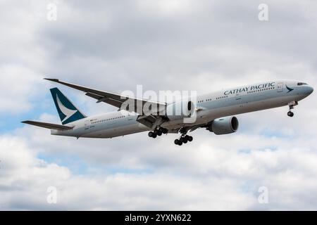 B-KQA Cathay Pacific Boeing 777-367ER London Heathrow 21.08.2019 Stockfoto