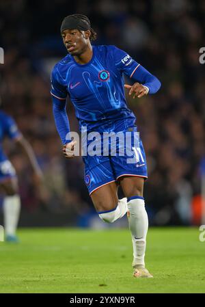 Chelsea gegen Brentford - Premier League - Stamford Bridge. Chelsea's Noni Madueke in Aktion. Bild : Mark Pain / Alamy Live News Stockfoto