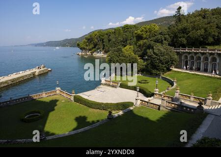 Castello di Miramare, Park und Hafen, Triest, Italien, Europa Stockfoto