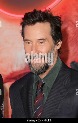 Los Angeles, USA. Dezember 2024. Keanu Reeves bei „Sonic the Hedgehog 3“ Premiere im TCL Chinese Theatre, Los Angeles, CA, 16. Dezember 2024. Foto: Joseph Martinez/PictureLux Credit: PictureLux/The Hollywood Archive/Alamy Live News Stockfoto