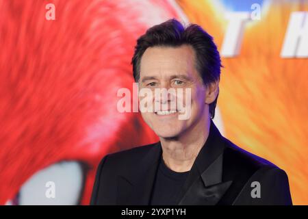 Los Angeles, USA. Dezember 2024. Jim Carrey bei Sonic the Hedgehog 3 Premiere im TCL Chinese Theatre, Los Angeles, CA, 16. Dezember 2024. Foto: Joseph Martinez/PictureLux Credit: PictureLux/The Hollywood Archive/Alamy Live News Stockfoto